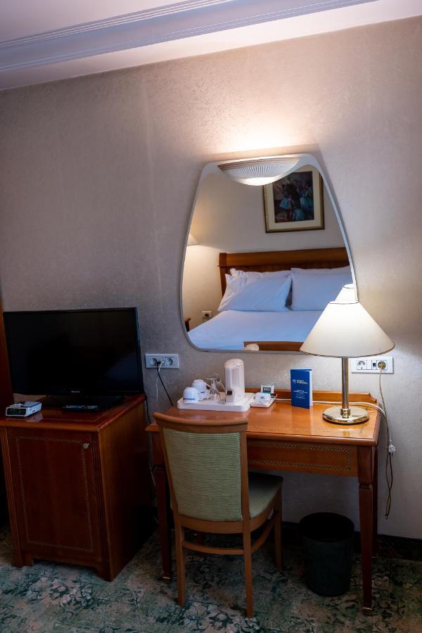 Best Western Hotel Turist Skopje Esterno foto