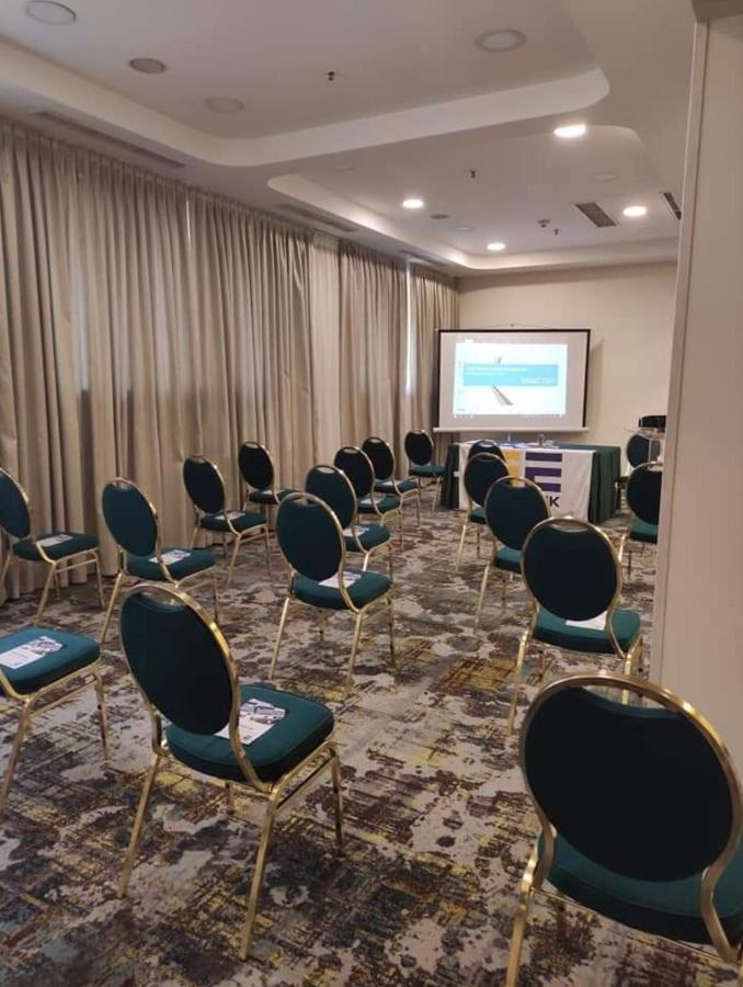 Best Western Hotel Turist Skopje Esterno foto