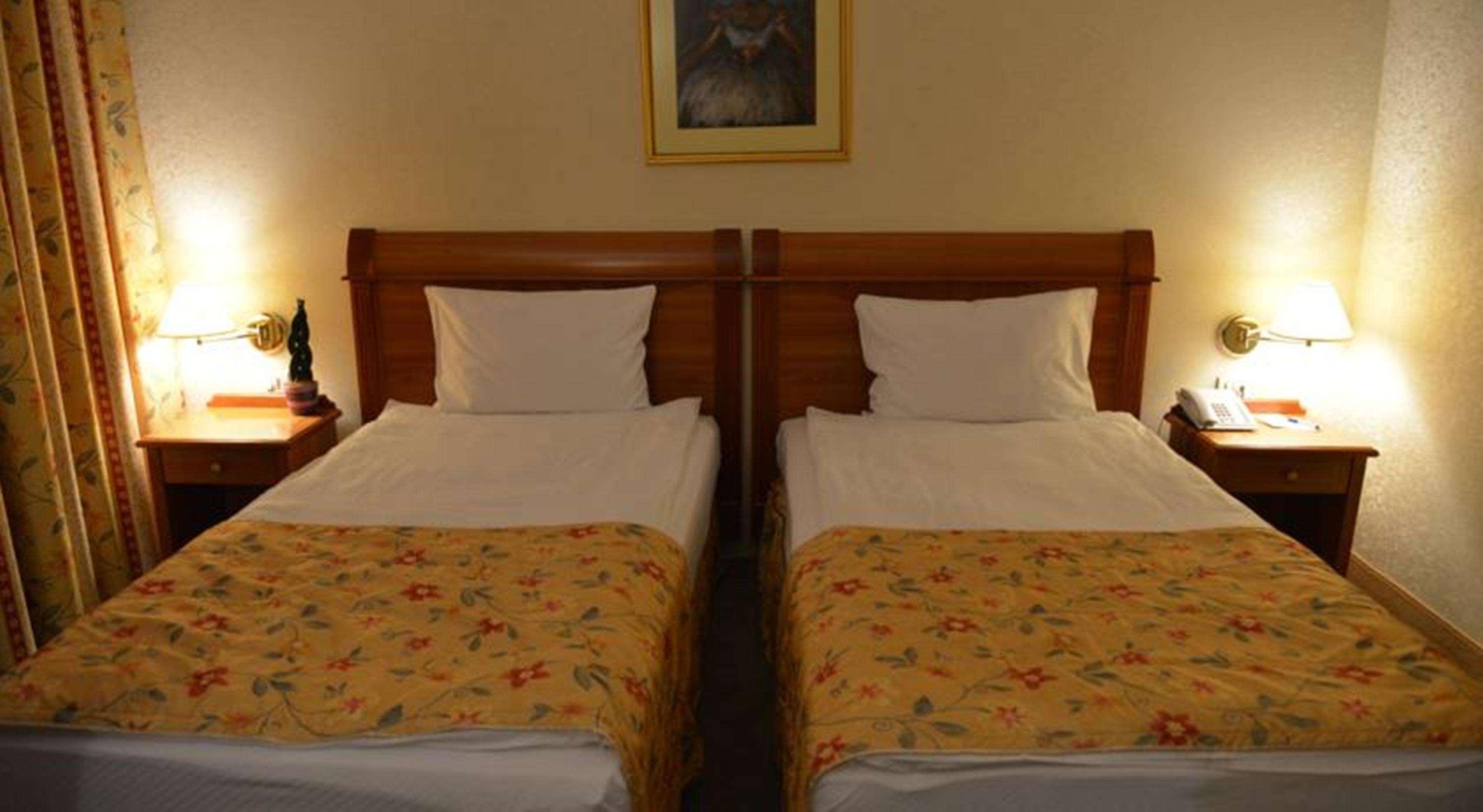 Best Western Hotel Turist Skopje Esterno foto