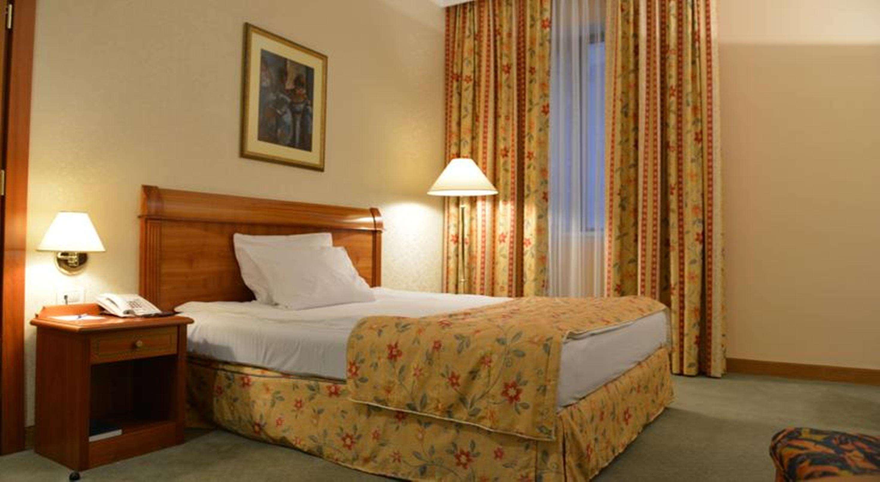 Best Western Hotel Turist Skopje Esterno foto